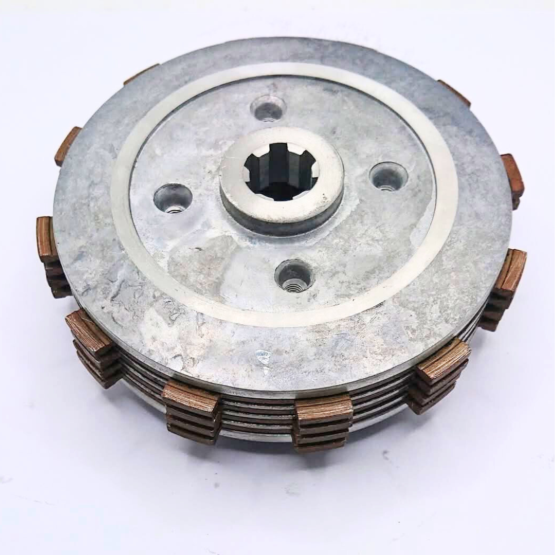 Complete clutch housing for the Suzuki GD-110S