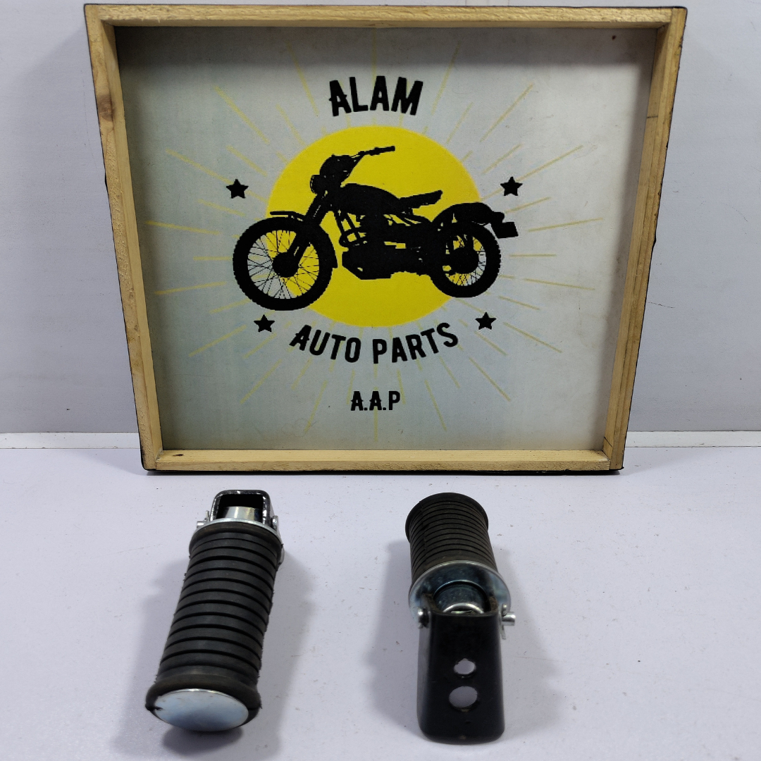 Rear footrests for the Suzuki GS-150