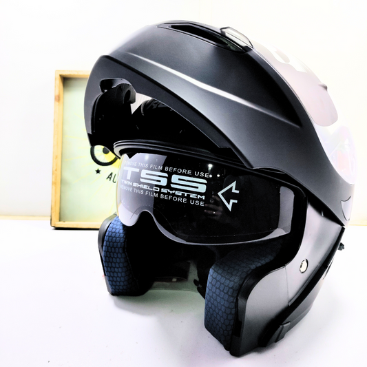 Revo Helmet