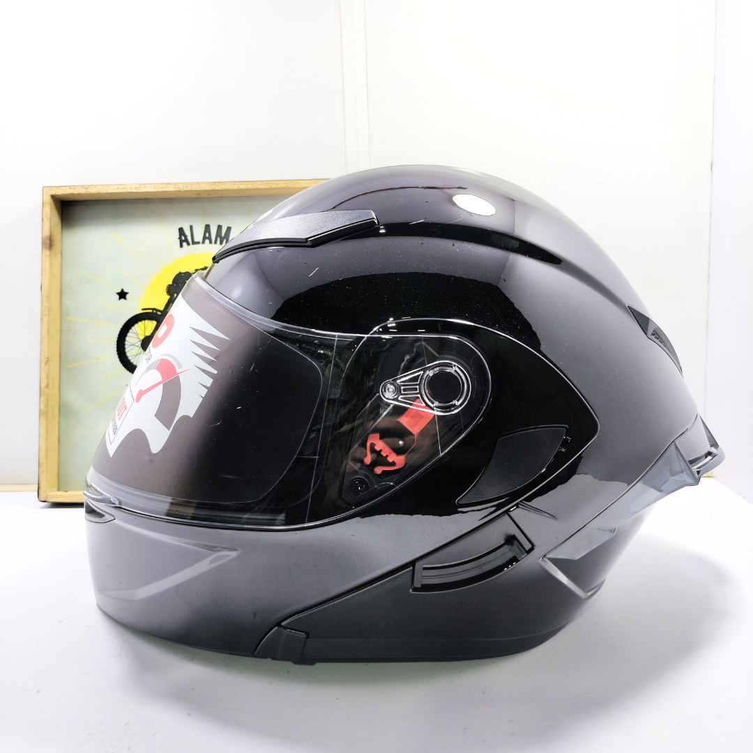 Revo Helmet
