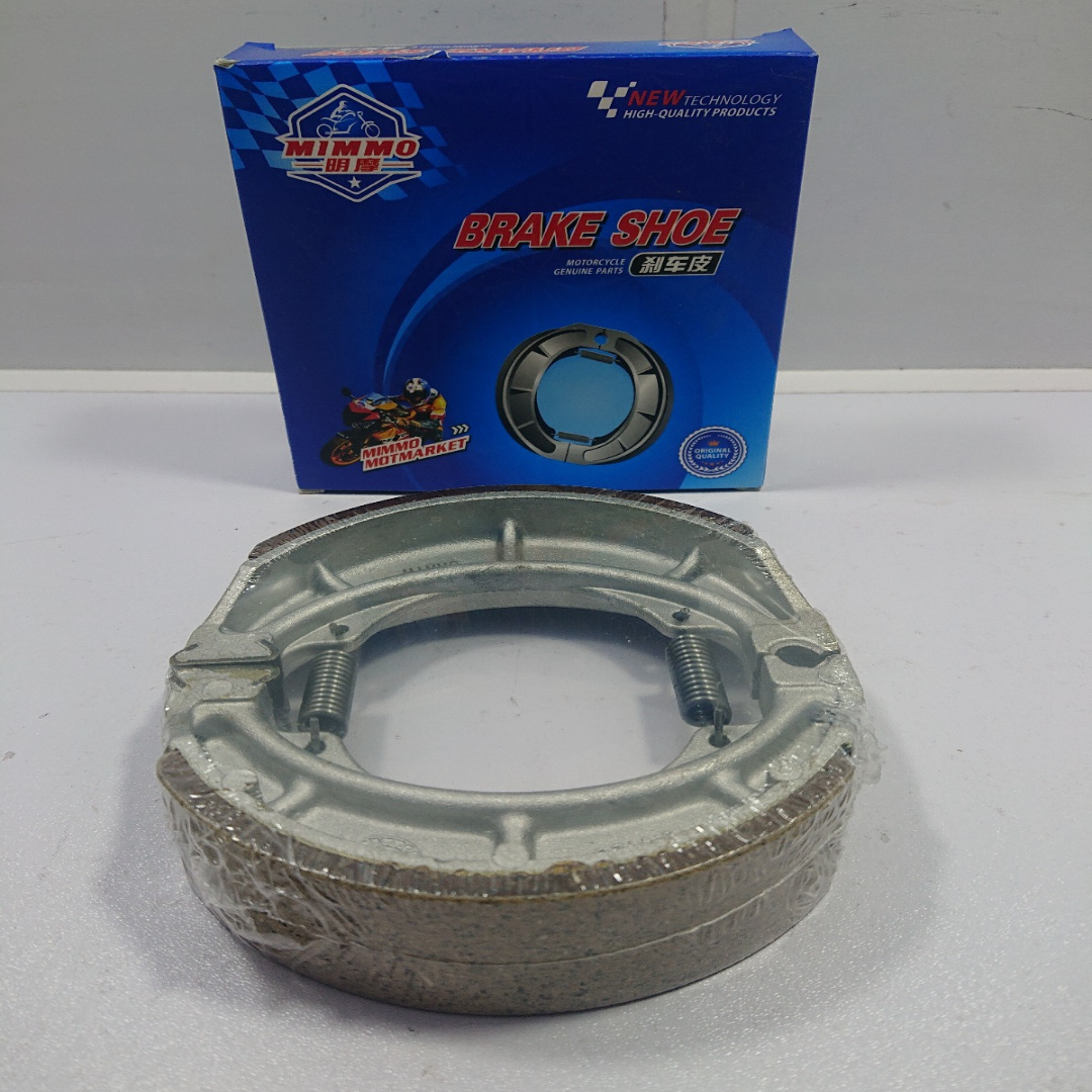 Brake shoes for the Suzuki GS-150