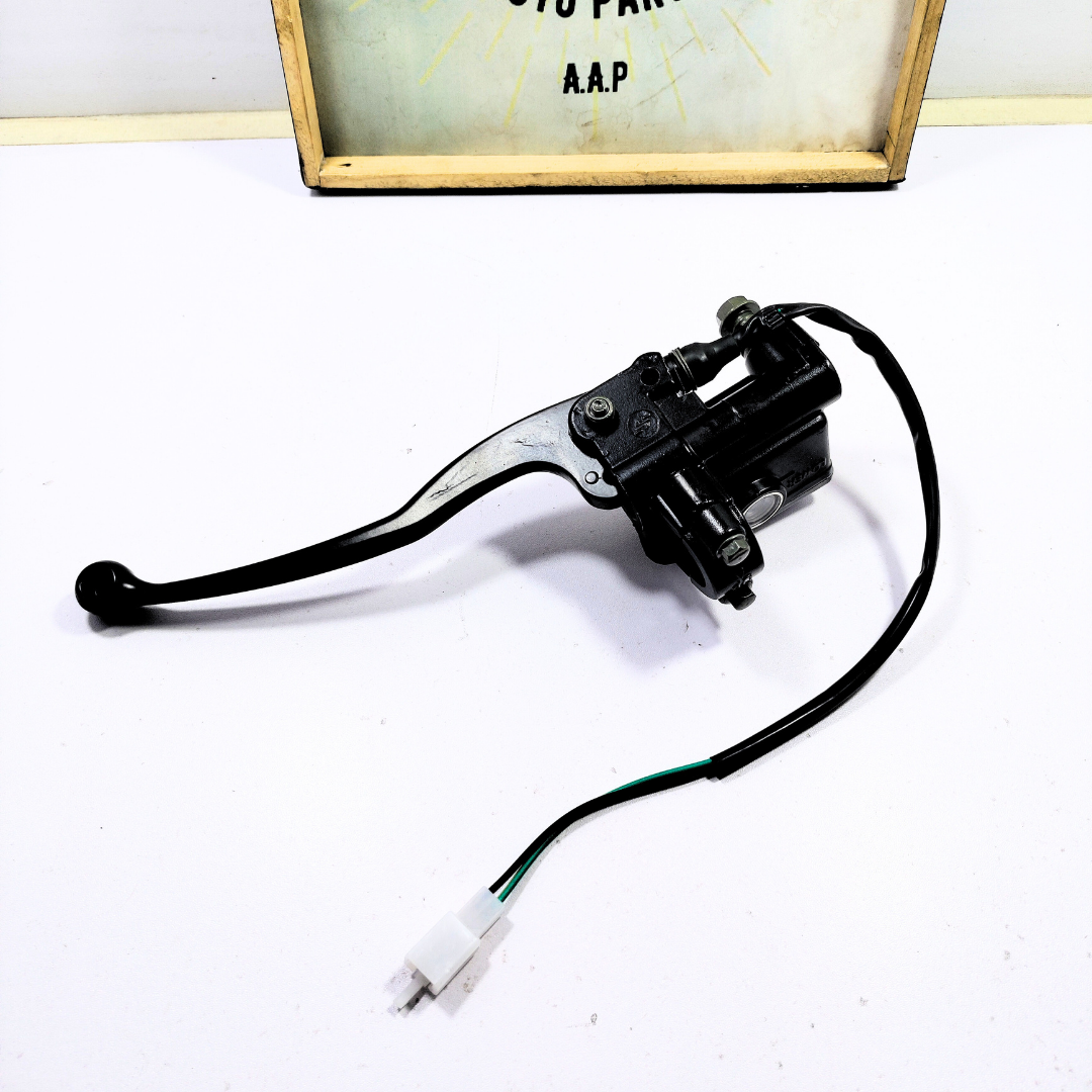 Master cylinder for the Yamaha YBR-125